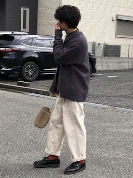 「白デニム」｜「アイテム（財布/小物）」を使った、間井谷　勇生【大阪美容師】さん（メンズ・169cm）の春コーディネート