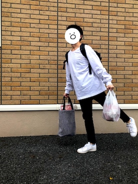 「UNIQLO（ユニクロ）のアイテム（Tシャツ/カットソー、ホワイト系）」を使った、Yu☺︎さん（レディース・148cm）の春コーディネート
