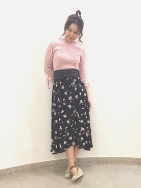 「Supreme.La.La.（シュープリームララ）のアイテム（Tシャツ/カットソー）」を使った、Harei Arakawaさん（レディース・168cm）の冬コーディネート