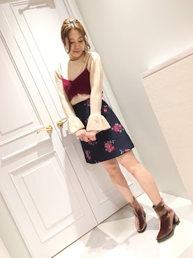 「Supreme.La.La.（シュープリームララ）のアイテム（スカート）」を使った、Harei Arakawaさん（レディース・168cm）の秋コーディネート