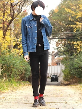 「UNIQLO（ユニクロ）のWOMEN ウルトラストレッチジーンズ（デニムパンツ）」を使った、りょうすけさん（メンズ・166cm）の秋コーディネート