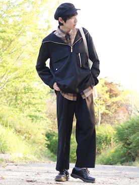 「CULLNI（クルニ）のアイテム（マウンテンパーカー）」を使った、りょうすけさん（メンズ・166cm）の秋コーディネート