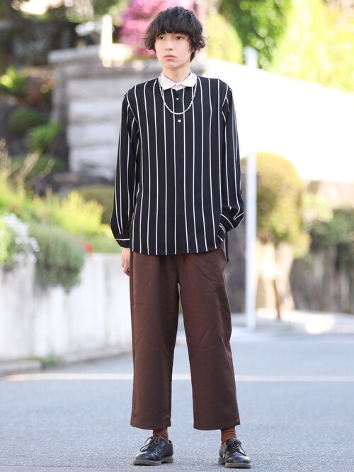 りょうすけ is wearing CULLNI "2019春夏　ストライプクレリックシャツ"