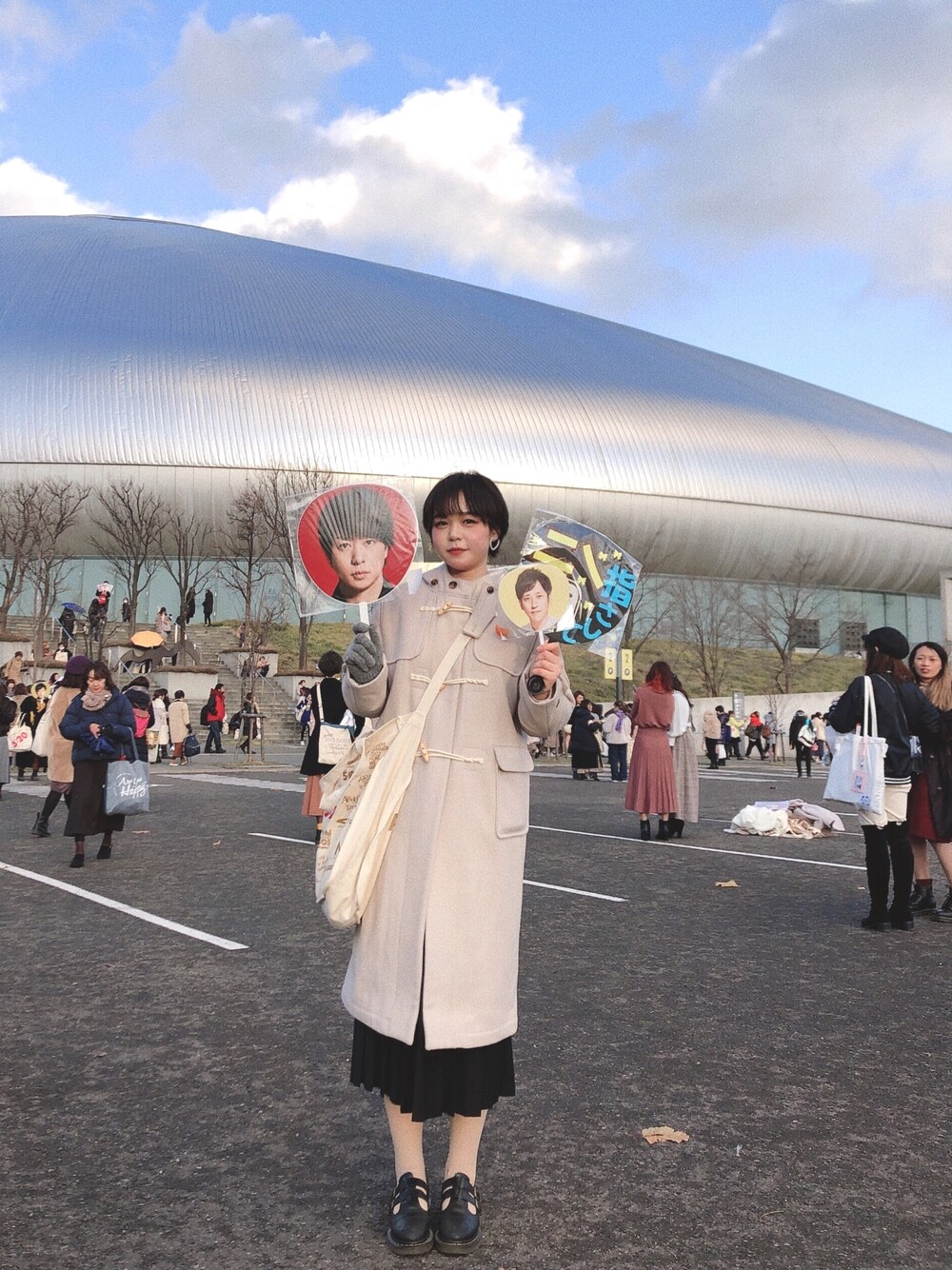 「札幌ドーム」｜「PAR ICIのメルトン ダッフルコート（ダッフルコート、ホワイト系）」を使った、Xyyyyyさん（レディース・163cm）の秋コーディネートの1枚目の写真