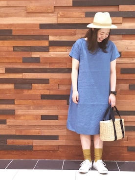 「coen（コーエン）のフレンチリネンベルトワンピース（ワンピース、ブルー系）」を使った、coen  あんどうさん（レディース・163cm）の春コーディネート