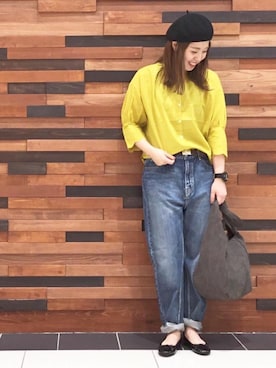 「coen（コーエン）のワイドソフトテーパードデニムパンツ（デニムパンツ、ブルー系）」を使った、coen  あんどうさん（レディース・163cm）の夏コーディネート