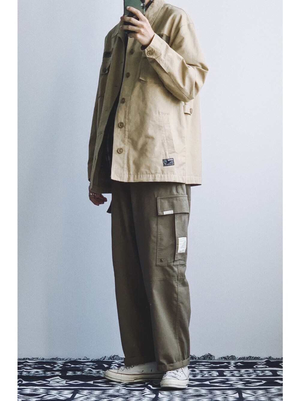 「ootd、秋のコーデ、秋コーデ、秋、休日スタイル、休日コーデ、converse、Proteus」｜「Proteusのアイテム（ミリタリージャケット、その他）」を使った、灰白光さん（メンズ・176cm）の夏コーディネートの1枚目の写真