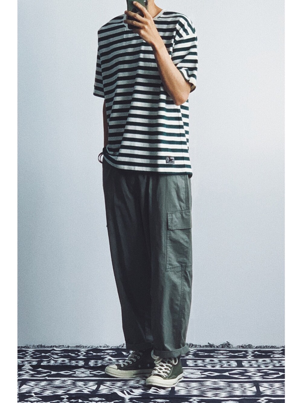 「ootd、夏、夏コーデ、休日スタイル、休日コーデ、converse、Proteus」｜「Proteusのアイテム（Tシャツ/カットソー、その他）」を使った、灰白光さん（メンズ・176cm）の夏コーディネートの1枚目の写真