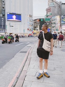 「NO COFFEE（ノーコーヒー）のアイテム（トップス）」を使った、Sauce さん（メンズ・172cm）の春コーディネート