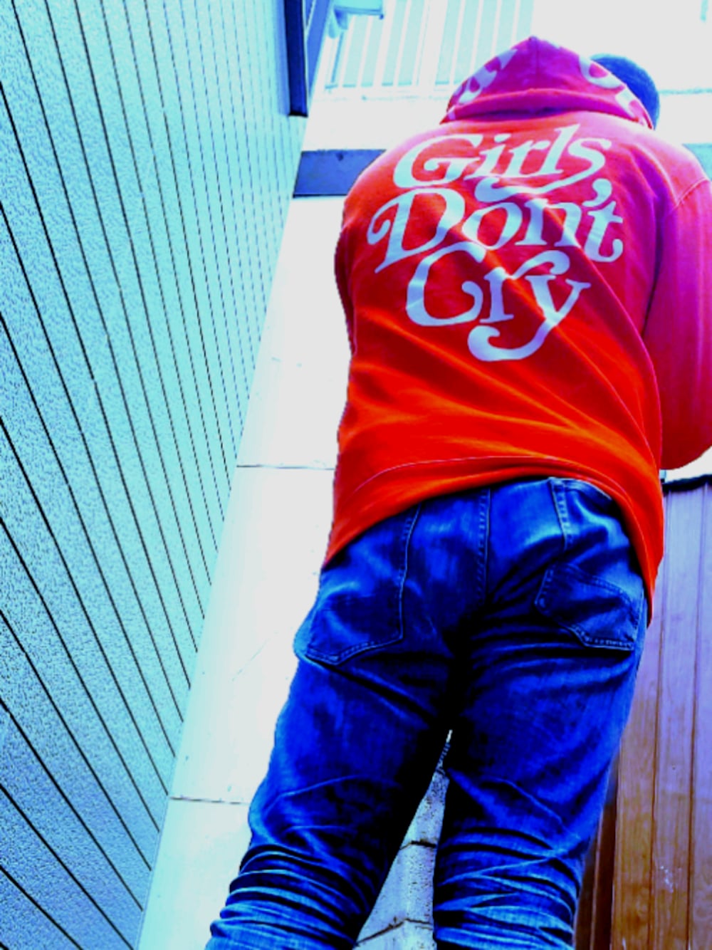 「HUMAN MADE、Girls don't cry、BAYFLOW(BAYFLOW)、クリスマス」｜「BAYFLOWのアイテム（デニムパンツ、ブルー系）」を使った、snakeさん（メンズ・176cm）の冬コーディネートの1枚目の写真