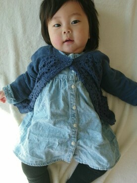 「H&M（エイチ・アンド・エム）のアイテム（シャツワンピース）」を使った、YUIさん（キッズ・70cm）の秋コーディネート