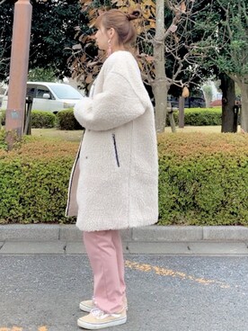 「くすみピンク」｜「アイテム（ノーカラージャケット）」を使った、YOSSYさん（レディース・165cm）の冬コーディネート