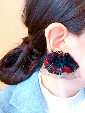 「自分でハンドメイドのアイテム（ピアス（両耳用）、レッド系）」を使った、みやさん（レディース・159cm）の秋コーディネート
