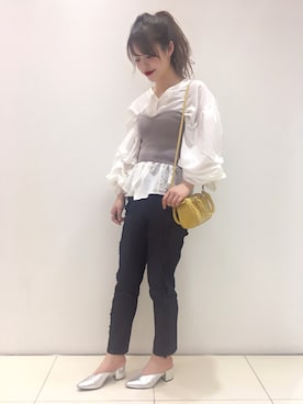 「mystic（ミスティック）の袖タックボリュームブラウス（シャツ/ブラウス）」を使った、たけかわ ななさん（レディース・162cm）の冬コーディネート