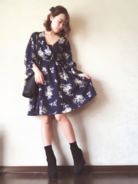 「EMODA（エモダ）のアイテム（ピアス（両耳用））」を使った、Rina Chishimaさん（レディース・157cm）の春コーディネート