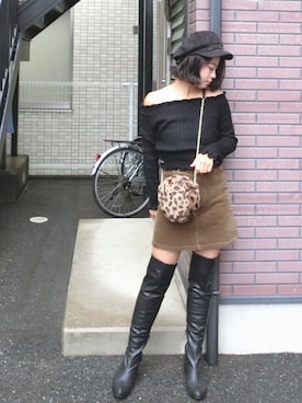 「アイテム（キャスケット）」を使った、Rina Chishimaさん（レディース・157cm）の秋コーディネート