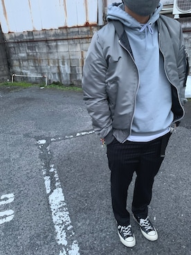 「uniform experiment（ユニフォームエクスペリメント）のアイテム（MA-1）」を使った、ground65さん（メンズ・166cm）の春コーディネート