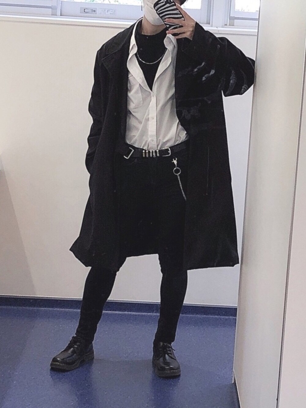 「韓国、韓国ファッション、お洒落さんとつながりたい、UNIQLO、LIDnM、DHORIC、WEGO、GOSTAR DE FUGA」｜「LIDNMのLIDNM/リドム/isko ハイストレッチスキニー（その他パンツ、ブラック系）」を使った、手洗いうがいさん（メンズ・176cm）の春コーディネートの1枚目の写真