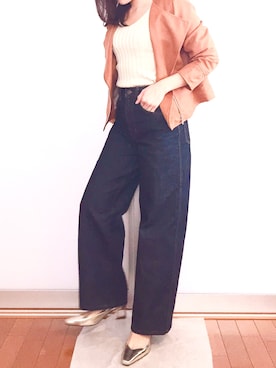 「UNIQLO（ユニクロ）のハイライズワイドストレートジーンズ（デニムパンツ）」を使った、Mioさん（レディース・151cm）の春コーディネート