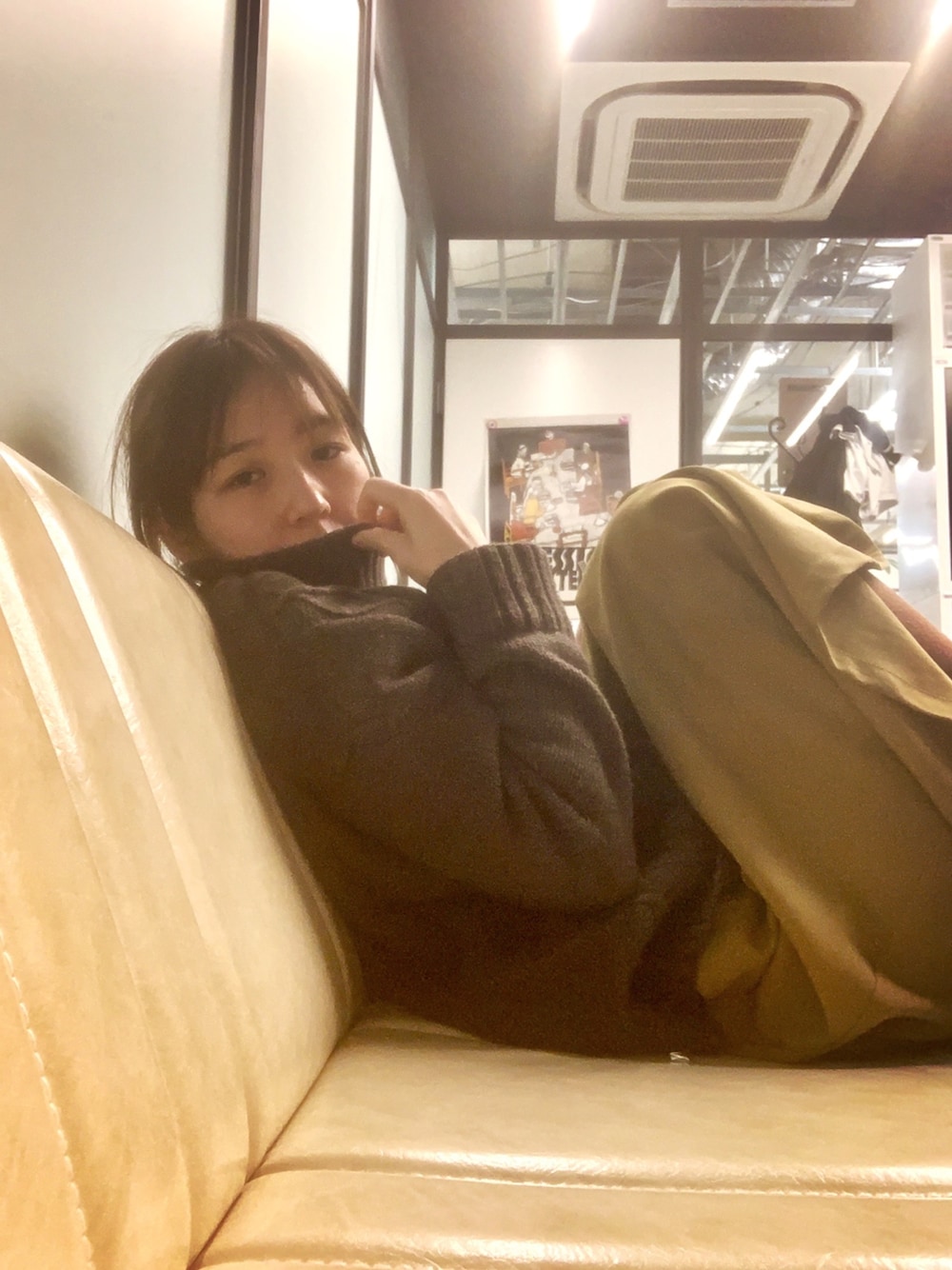 「koeのケーブル柄タートルニットプルオーバー　＊（ニット/セーター、グレー系）」を使った、ngsさん（レディース・153cm）の冬コーディネートの1枚目の写真