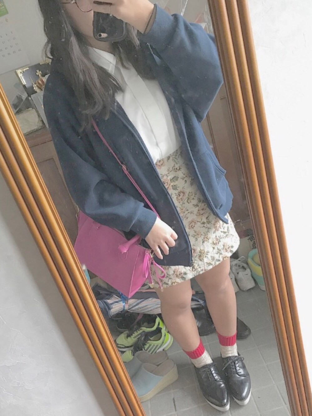 「ootd、l4l、l4like、秋のコーデ、こーゆうの、何書けばいいか、わからないです、おしゃれさんと繋がりたい、まだまだ初心者」｜「靴下屋のアイテム（ソックス/靴下、その他）」を使った、gyu🐰さん（レディース・157cm）の秋コーディネートの1枚目の写真