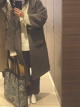 mimimiさんの「サイドスリット オーバーサイズ チェスターコート」を使ったコーディネート