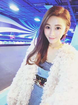 「OUTER SPACE（アウタースペース）のアイテム（オールインワン・サロペット）」を使った、Abby 馮媛甄さん（レディース・158cm）の冬コーディネート
