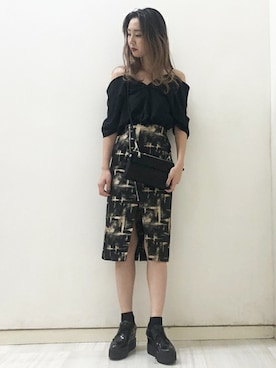「ミディスカート」｜萌さん（レディース・168cm）の秋コーディネート
