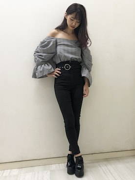 「ハイウエストデニム」｜萌さん（レディース・168cm）の秋コーディネート