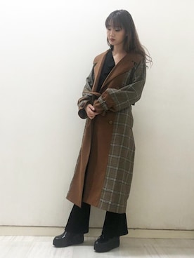 「ベロア」｜「アイテム（トレンチコート）」を使った、萌さん（レディース・168cm）の秋コーディネート