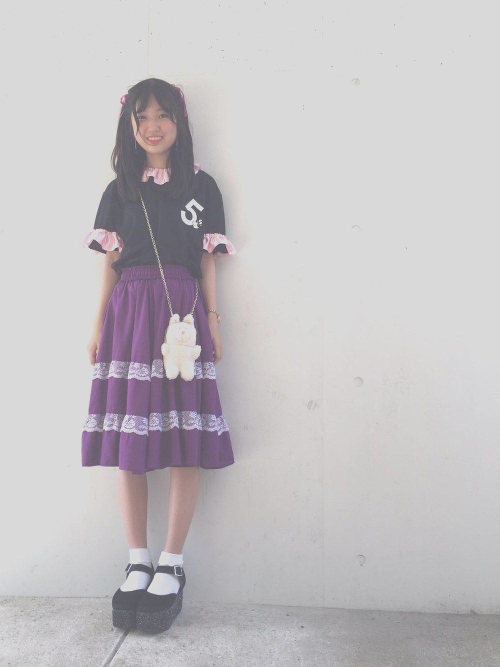 「高校生、vintage、merry jenny、文化祭、クラスTシャツ、pink」｜「merry jennyのうさぎさんｉＰｈｏｎｅケース（その他雑貨、ホワイト系）」を使った、さくらこ。さん（レディース・158cm）の秋コーディネートの1枚目の写真