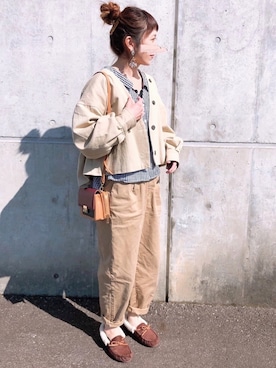 「and R（アンドアール）のアイテム（シャツ/ブラウス）」を使った、megmonさん（レディース・152cm）の春コーディネート