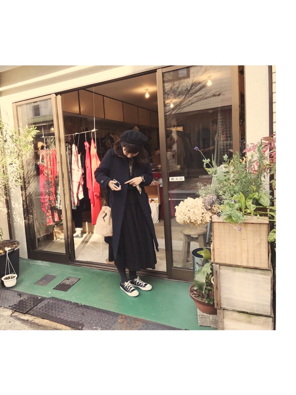 「YAECA、ベレー帽、コンバース、converse、キュロット、黒、ファー小物」｜「YAECAのアイテム（パンツ、ブラック系）」を使った、kaoru*‥さん（レディース・158cm）の冬コーディネートの1枚目の写真