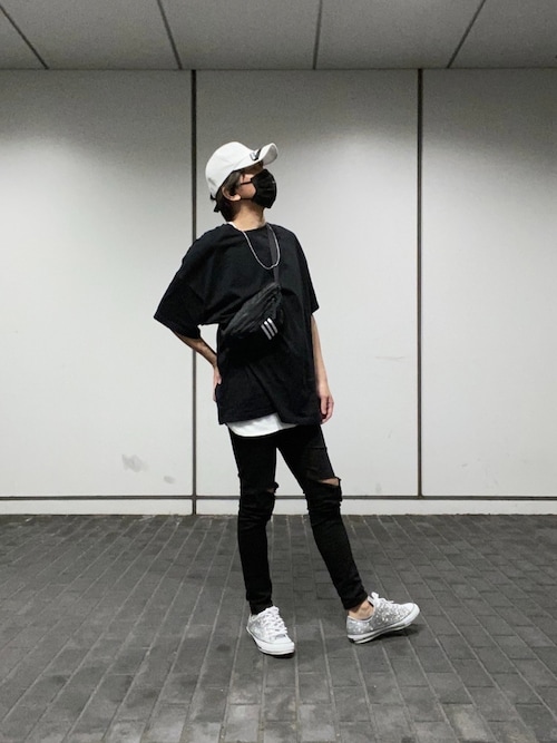 ドゥクシー Converseのスニーカーを使ったコーディネート Wear