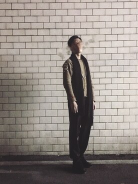 「ROARINGWILDのアイテム」を使った、Leungさん（メンズ・174cm）の冬コーディネート