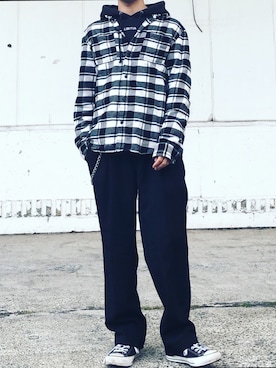 「H&M（エイチ・アンド・エム）のアイテム（シャツ/ブラウス、ホワイト系）」を使った、Tenさん（メンズ・168cm）の冬コーディネート