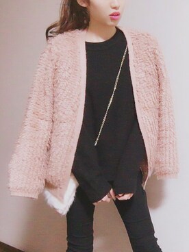 「GU（ジーユー）のアイテム（ニット/セーター、ブラック系）」を使った、akihoさん（レディース・165cm）の冬コーディネート