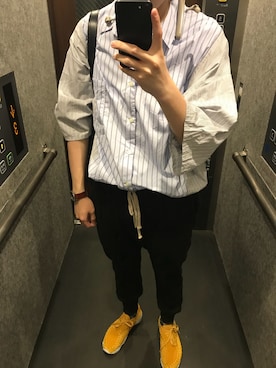 「DRKSHDW（ダークシャドウ）のアイテム（チノパンツ）」を使った、瑞雲さん（メンズ・170cm）の春コーディネート