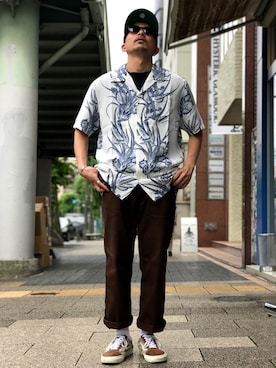 「schott（ショット）のSchott/ショット/LENOX/サングラス　日本製（サングラス）」を使った、Tomoya  Miuraさん（メンズ・169cm）の夏コーディネート