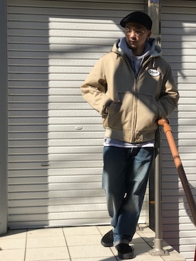 「schott（ショット）のSchott/ショット/13oz. JEANS MEDIUM FIT/13オンス　ジーンス　ミディアム　フィット（デニムパンツ）」を使った、Tomoya  Miuraさん（メンズ・169cm）の秋コーディネート