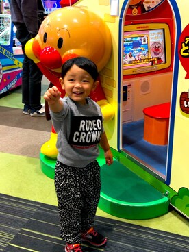 「Rodeo Crowns KIDS（ロデオクラウンズ　キッズ）のアイテム」を使った、Hinata*Kannaさん（キッズ・100cm）の秋コーディネート