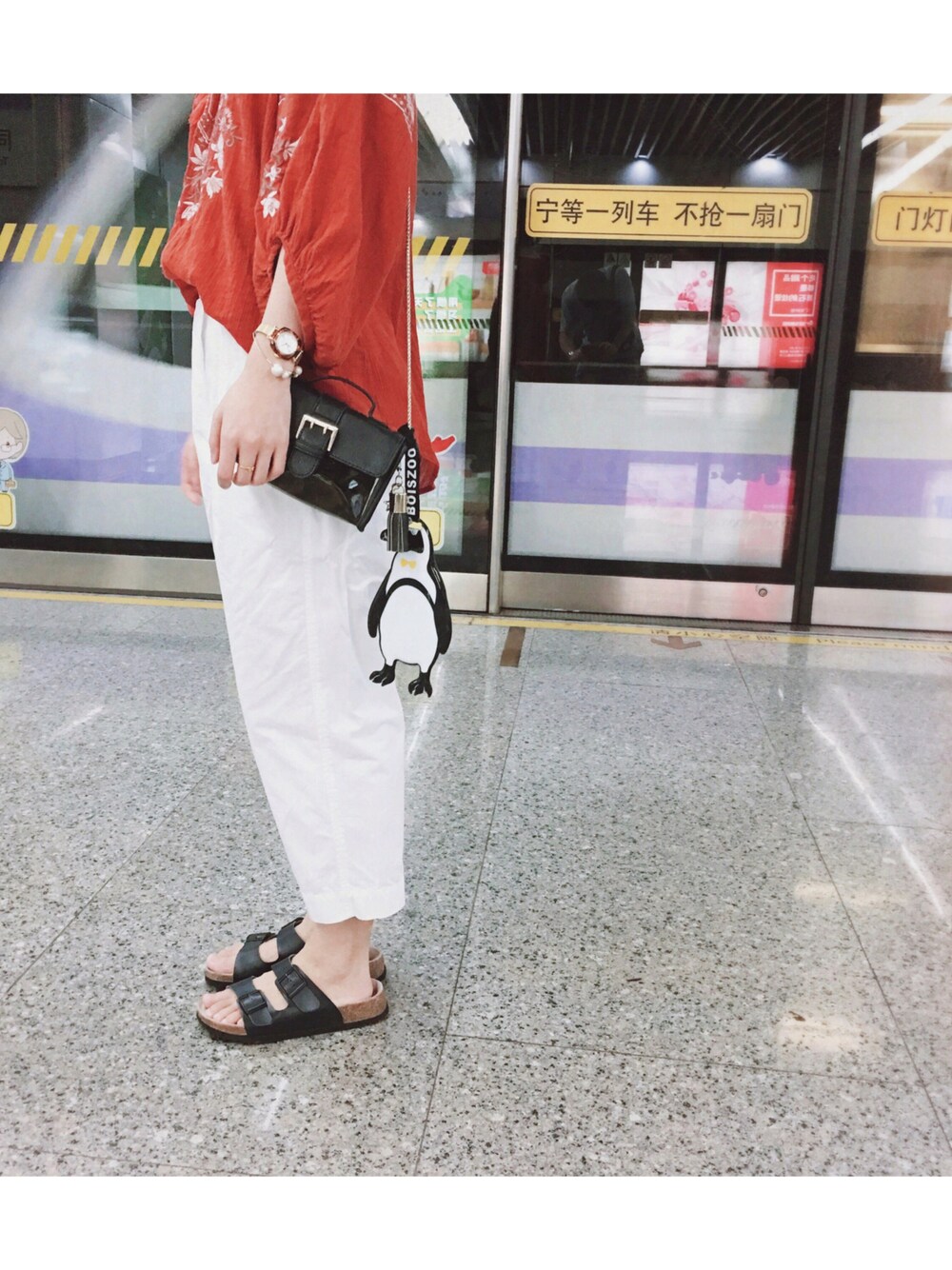「夏、ootd」｜「Heatherのアイテム（ショルダーバッグ、ブラック系）」を使った、AmberRUANさん（レディース・161cm）の夏コーディネートの1枚目の写真