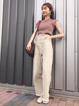 「ISOOK（アイスー）のアイテム（シューズ）」を使った、松尾瞳さん（レディース・157cm）の秋コーディネート