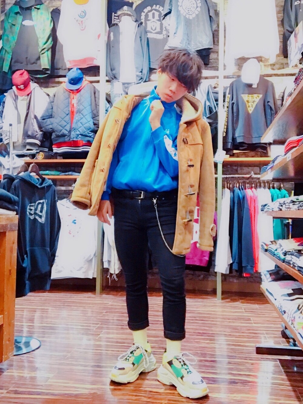 「BALENCIAGA、triples、トリプルS、ユニクロ、KAPPA、ダッフルコート」｜「ダッフルコートのアイテム（ジャケット/アウター、ベージュ系）」を使った、そーまさん（メンズ・170cm）の秋コーディネートの1枚目の写真