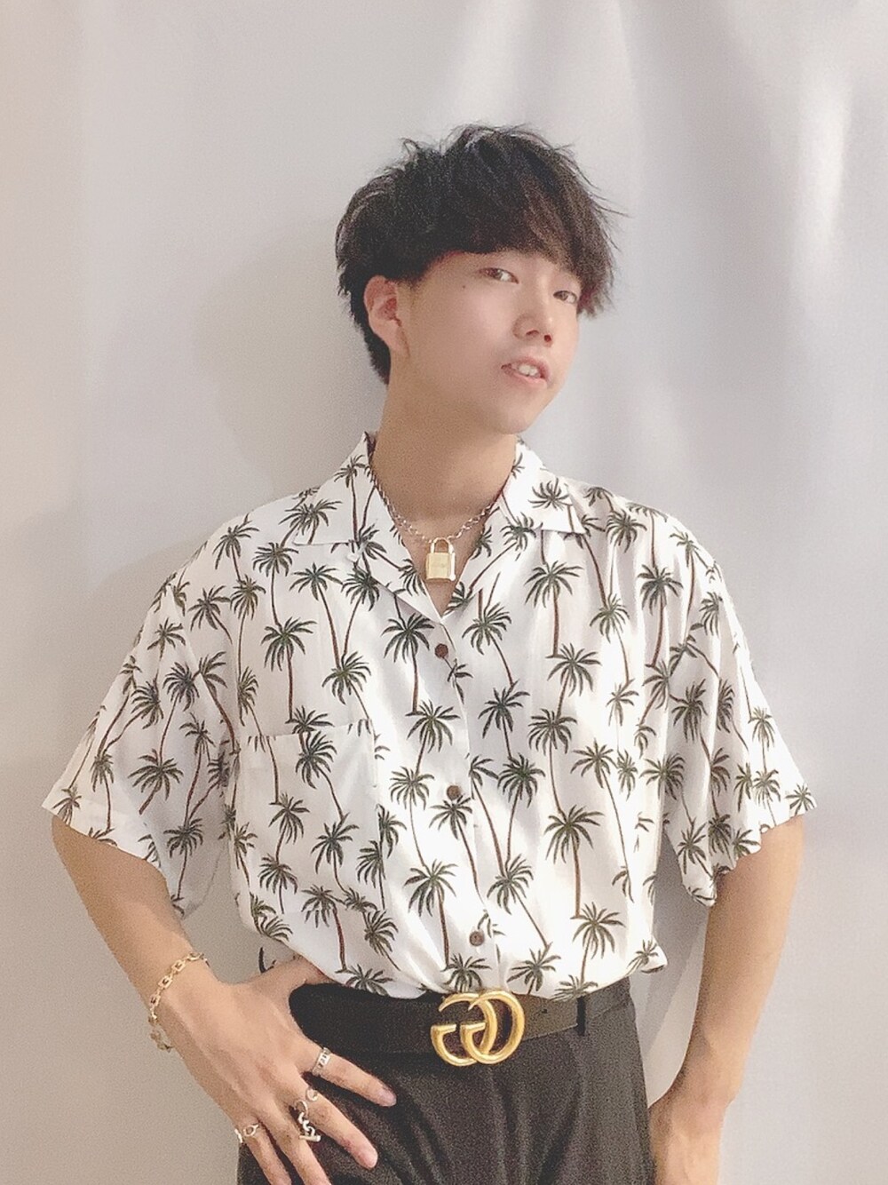 「GUCCI、tiffany&co、GIVENCHY、WEGO、tess、夏、リラックススタイル、ootd、カジュアル、いいね、save、フォローお願いします🤑」｜「GUCCIのGucci - インターロッキングg ベルト - men - カーフレザー - 85（ベルト、ブラック系）」を使った、そーまさん（メンズ・170cm）の夏コーディネートの1枚目の写真