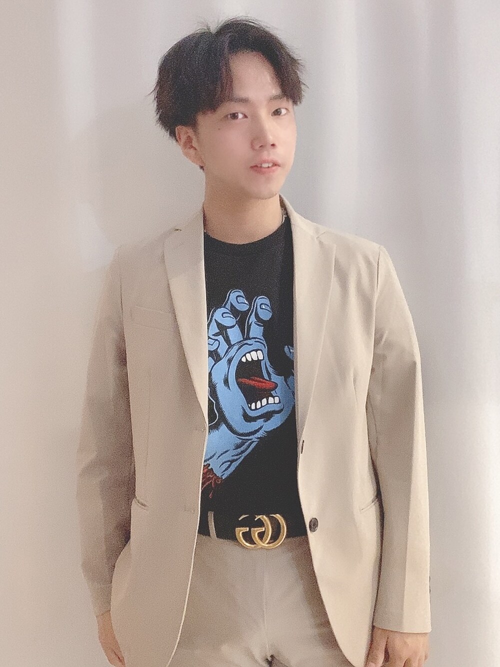 「SANTA CRUZ、サンタクルーズ、GU、GUCCI、カジュアル、ootd、いいね、save、フォローお願いします🤑、ファッションの力を信じよう、今日のコーデ、ジャケット」｜「SANTA CRUZのサンタクルーズ 半袖Tシャツ 502201411（Tシャツ/カットソー、ブラック系）」を使った、そーまさん（メンズ・170cm）の夏コーディネートの1枚目の写真