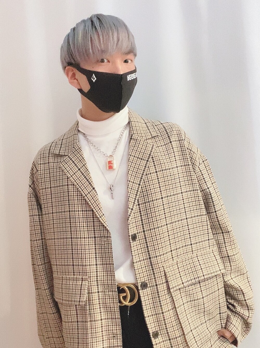 「GU、セットアップ ジャケット、GUCCI、WEGO、ハイネック、タートルネック、GUCCIベルト、おしゃれさんと繋がりたい、お洒落さんとつながりたい、fashion」｜「WEGOのアイテム（ネックレス、ゴールド系）」を使った、そーまさん（メンズ・170cm）の春コーディネートの1枚目の写真