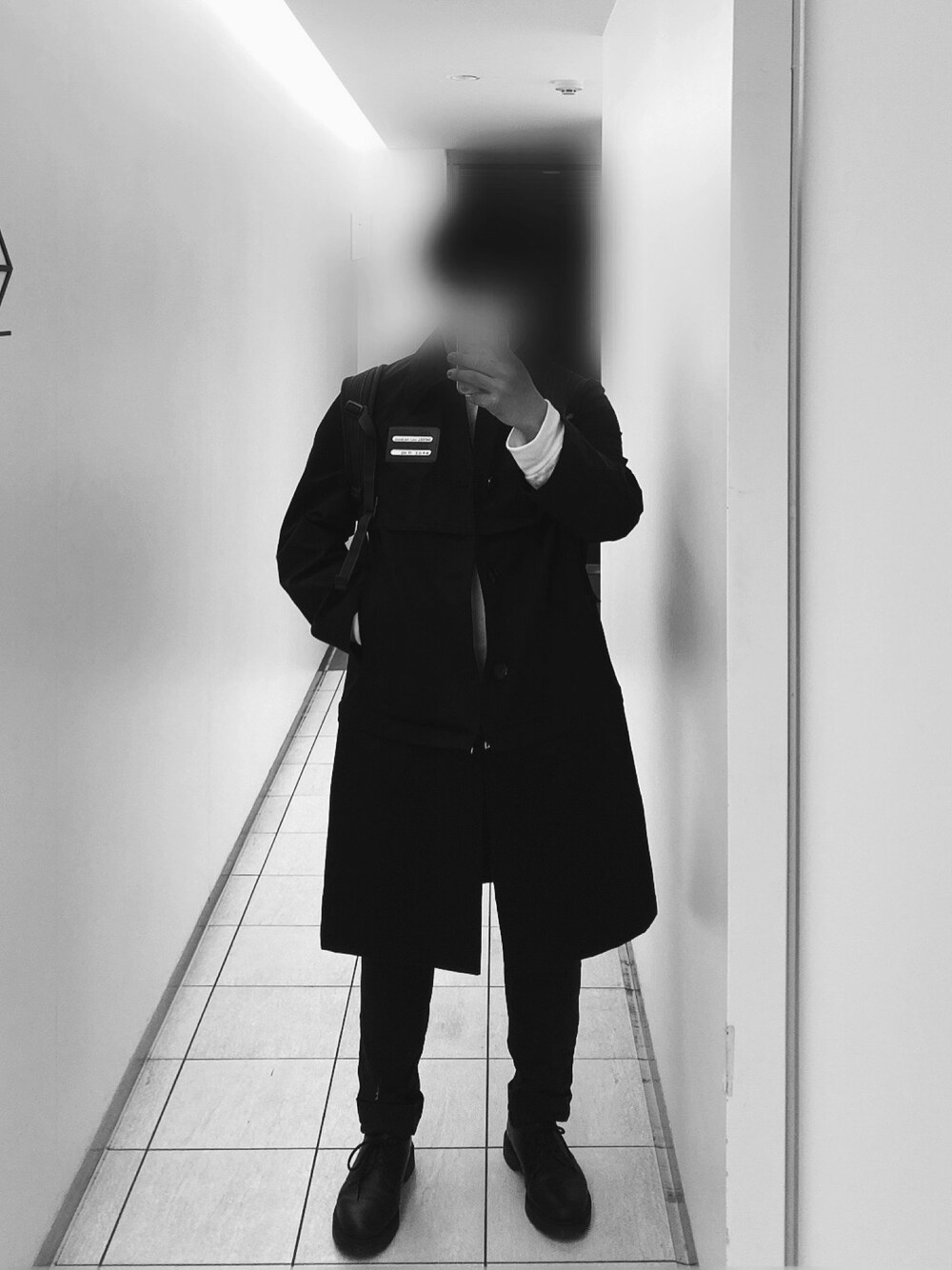 「DIESELのメンズ ジャケット 3WAY トレンチコート（トレンチコート、ブラック系）」を使った、Naotoさん（メンズ・166cm）の秋コーディネートの1枚目の写真