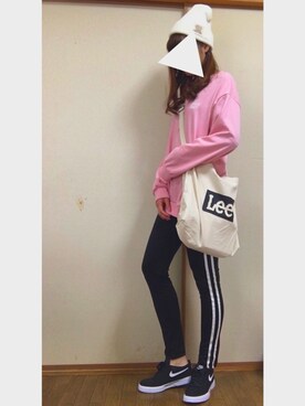 「NOWiSTYLE（ナウアイスタイル）のアイテム」を使った、みづきさん（レディース・161cm）の秋コーディネート