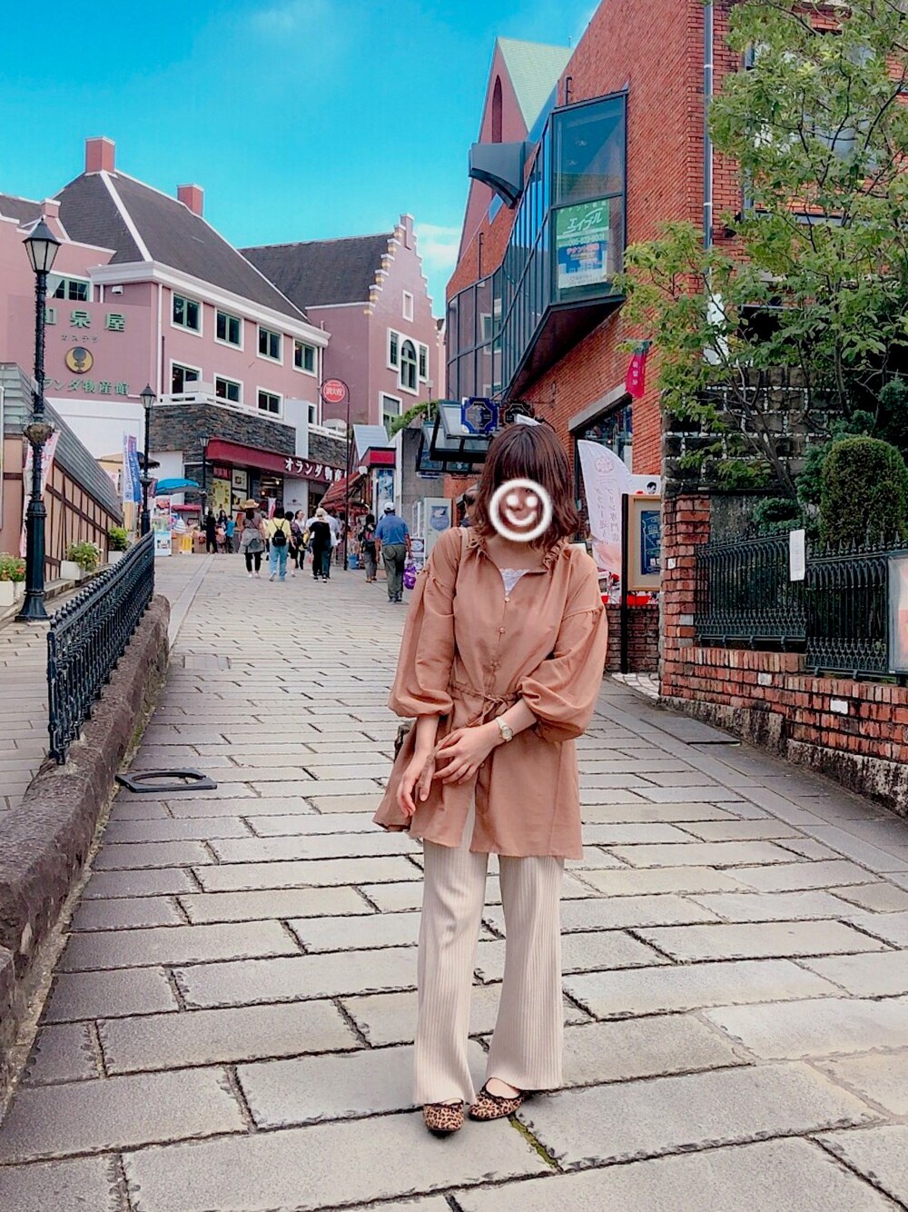 「長崎」｜「w closetのウエストリボンギャザーブラウス（シャツ/ブラウス、ブラウン系）」を使った、＊asami＊さん（レディース・151cm）の秋コーディネートの1枚目の写真